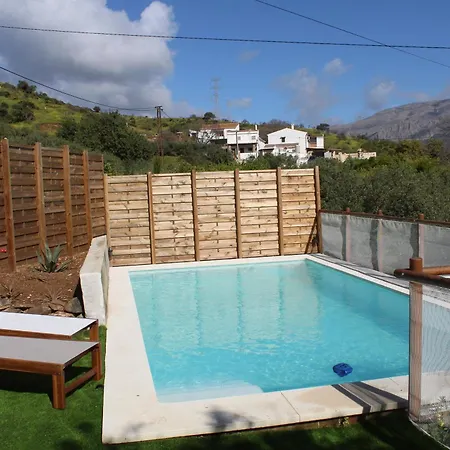 Cortijo Paredones *